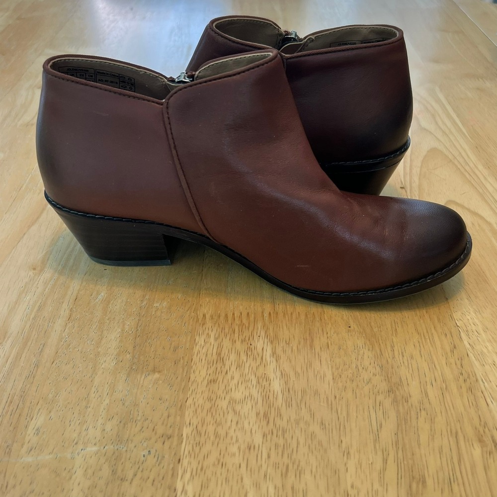 Vionic Jolene Mocha Burnished Leather Ankle Booties Side Zip Block Heel W6.5 - Picture 6 of 10